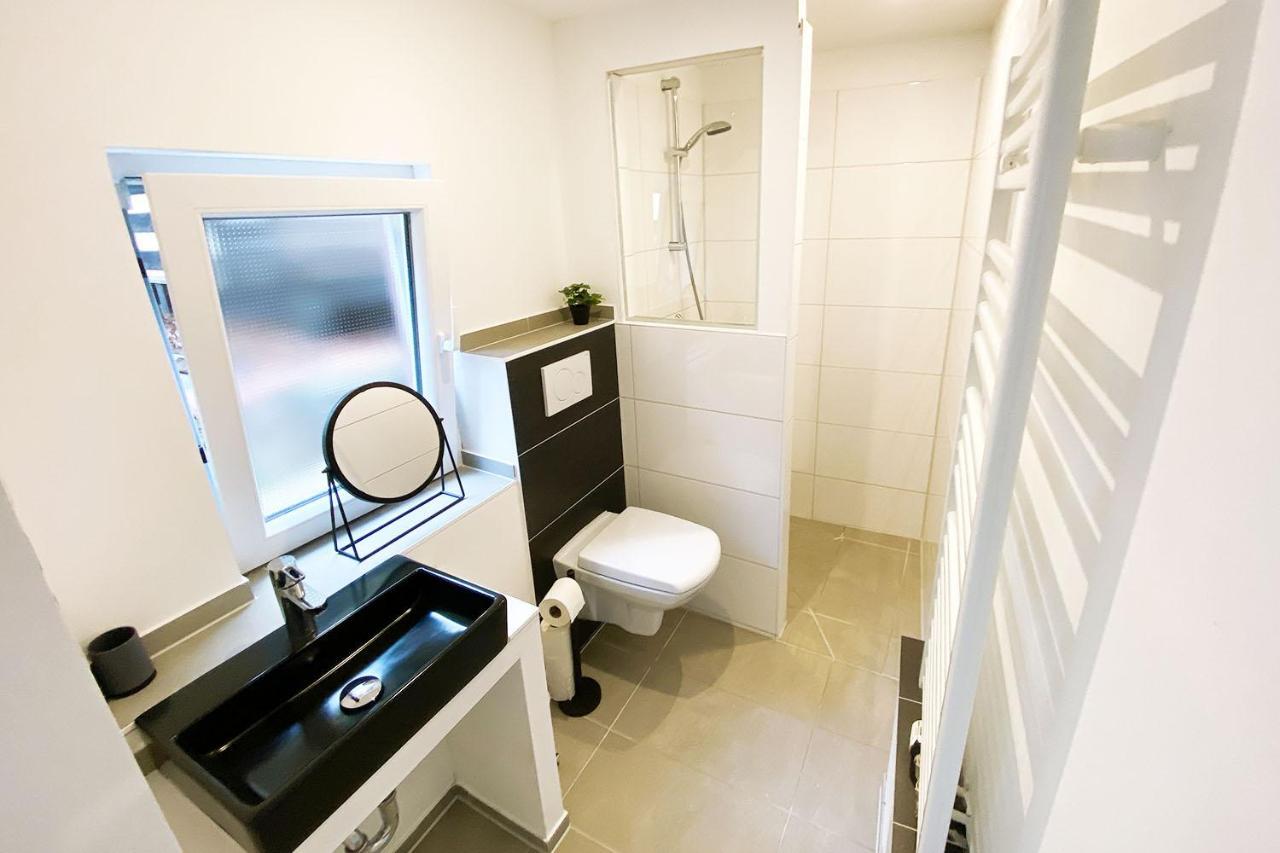 2 Room House For Workers Linz am Rhein Exterior foto