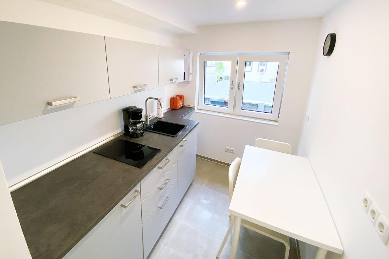 2 Room House For Workers Linz am Rhein Exterior foto